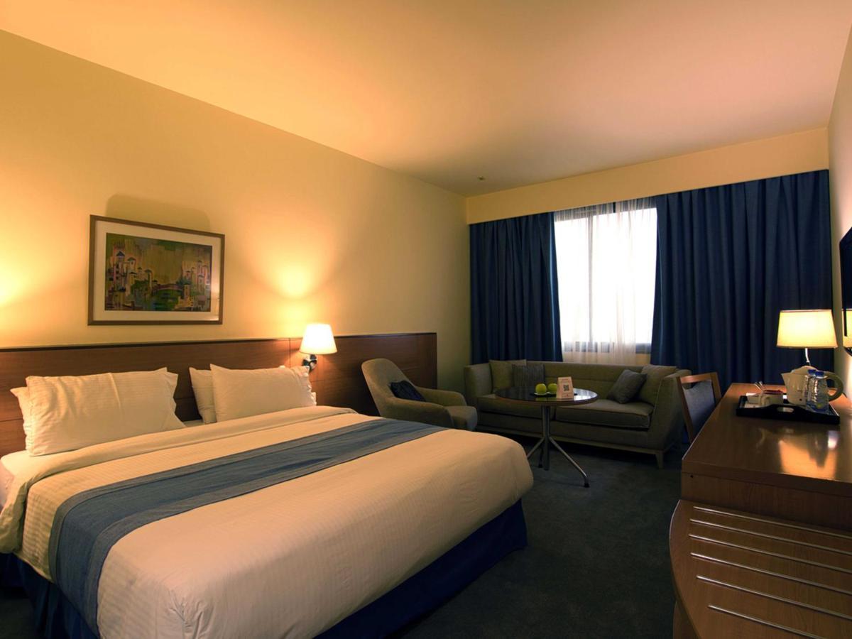 Lancaster Tamar Hotel- Hadath Бейрут Экстерьер фото