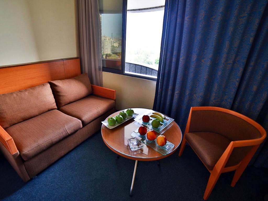 Lancaster Tamar Hotel- Hadath Бейрут Экстерьер фото
