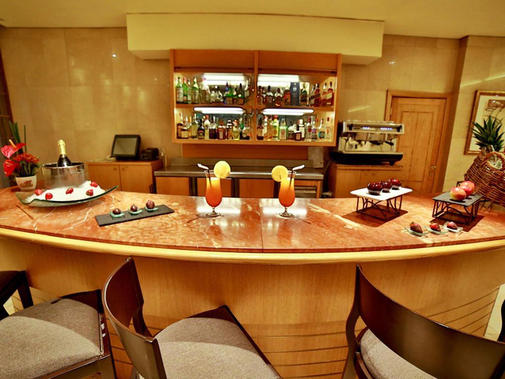 Lancaster Tamar Hotel- Hadath Бейрут Экстерьер фото